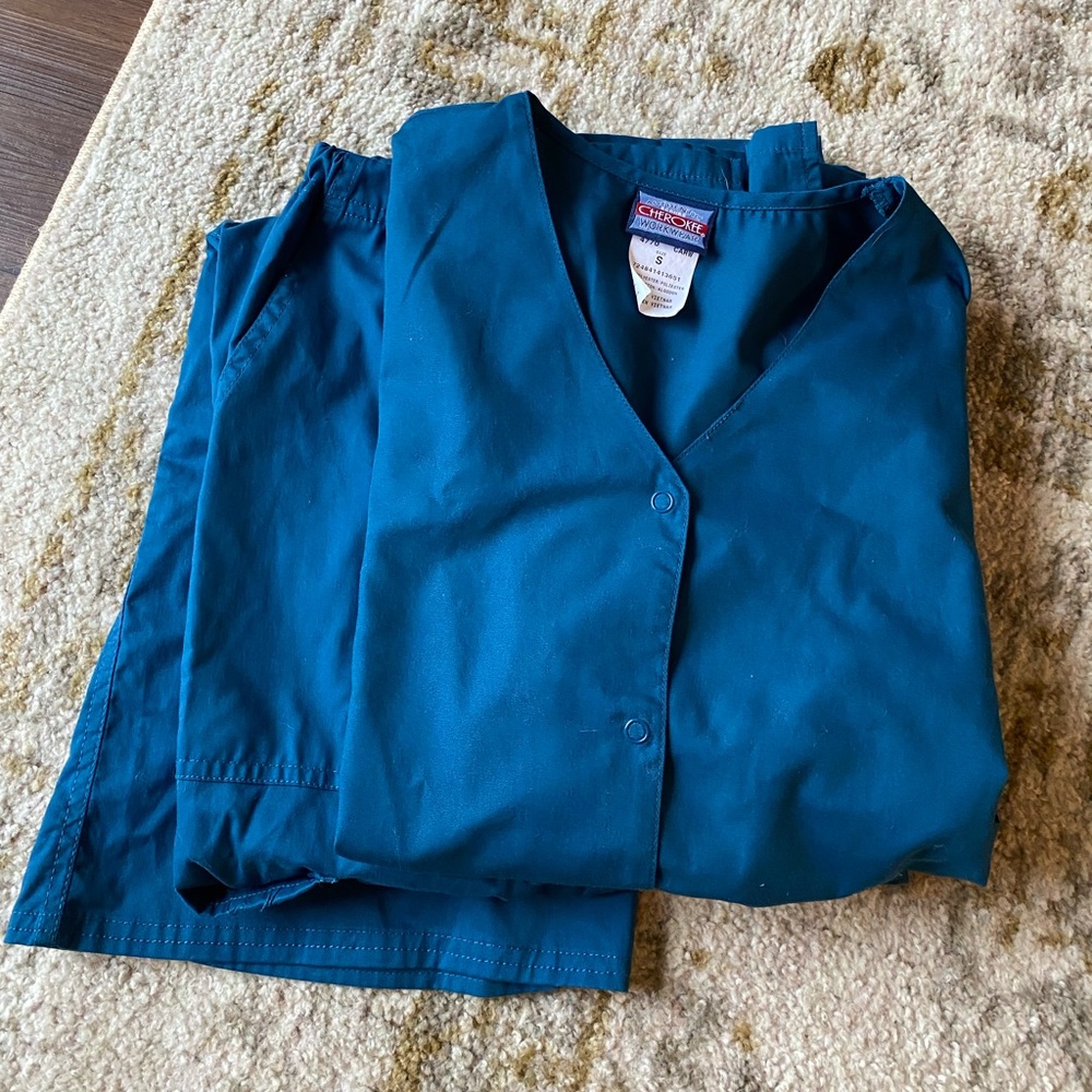 Cherokee scrubs